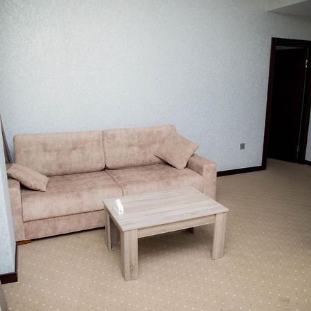 Guest Hotel Baku Ngoại thất bức ảnh