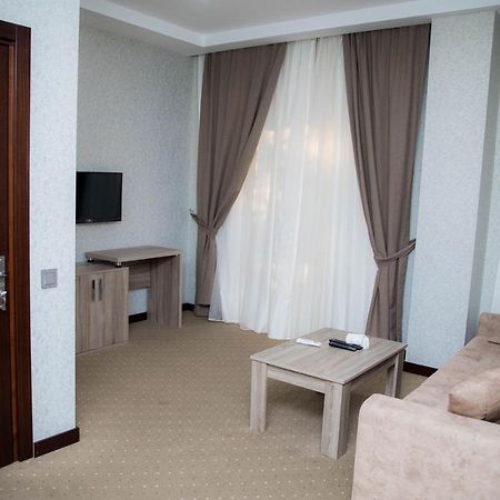 Guest Hotel Baku Ngoại thất bức ảnh
